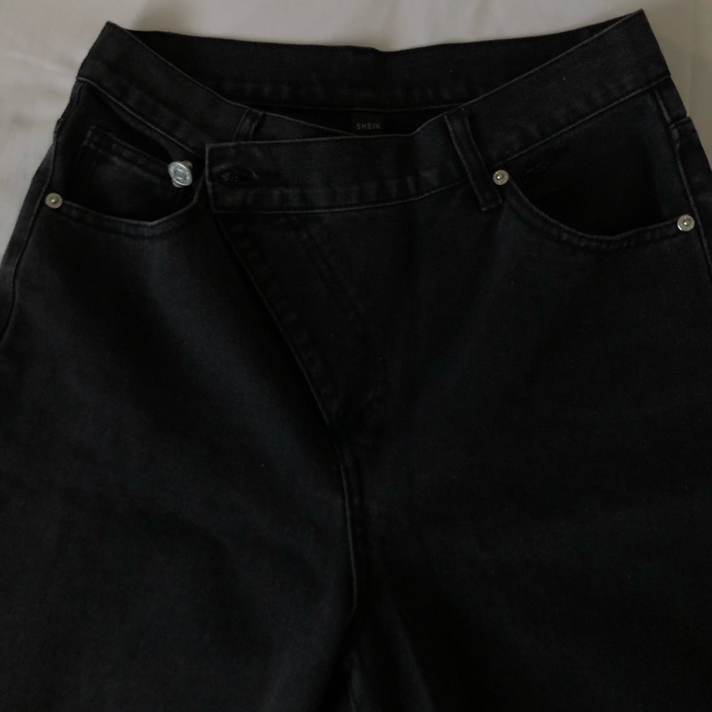 Shein Jeans - Picture 2 of 5